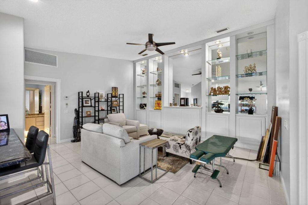 4153 Royal Oak Drive, Palm Beach Gardens, FL 33410 Photo