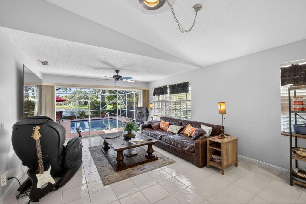 4153 Royal Oak Drive, Palm Beach Gardens, FL 33410 Photo