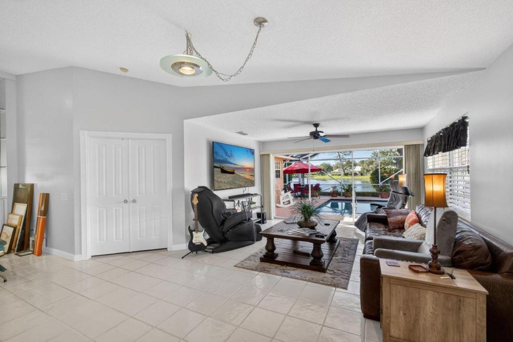 4153 Royal Oak Drive, Palm Beach Gardens, FL 33410 Photo