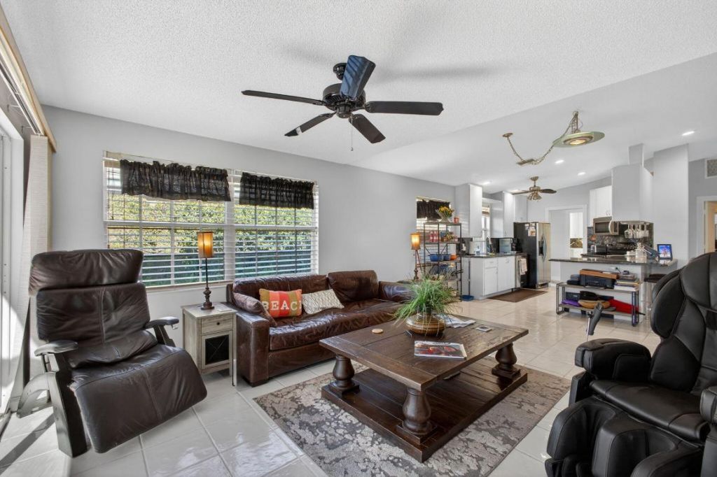 4153 Royal Oak Drive, Palm Beach Gardens, FL 33410 Photo