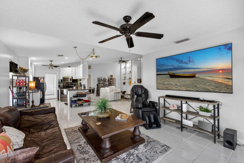 4153 Royal Oak Drive, Palm Beach Gardens, FL 33410 Photo