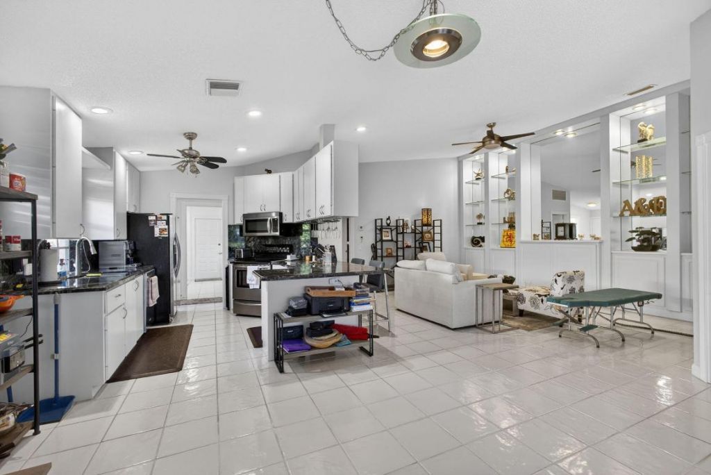 4153 Royal Oak Drive, Palm Beach Gardens, FL 33410 Photo