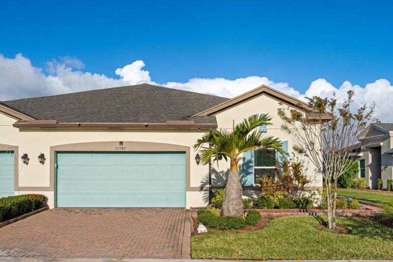 11585 SW Lake Park Drive, Port Saint Lucie, FL 34987 Photo