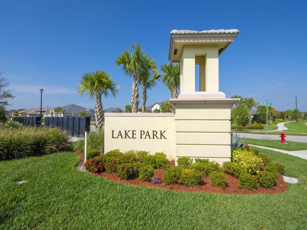 11585 SW Lake Park Drive, Port Saint Lucie, FL 34987 Photo
