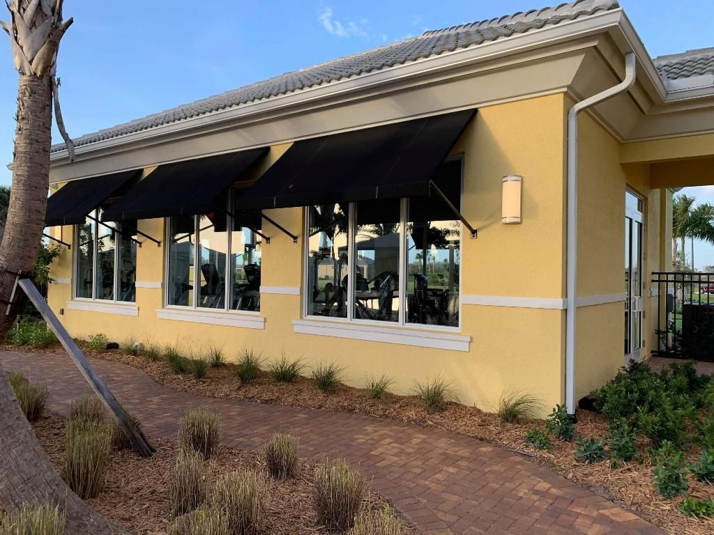 11585 SW Lake Park Drive, Port Saint Lucie, FL 34987 Photo