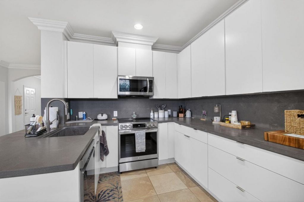 320 Via Villagio, Hypoluxo, FL 33462 Photo