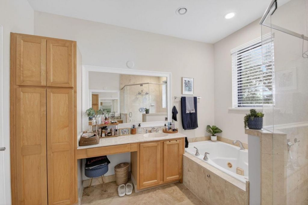 320 Via Villagio, Hypoluxo, FL 33462 Photo