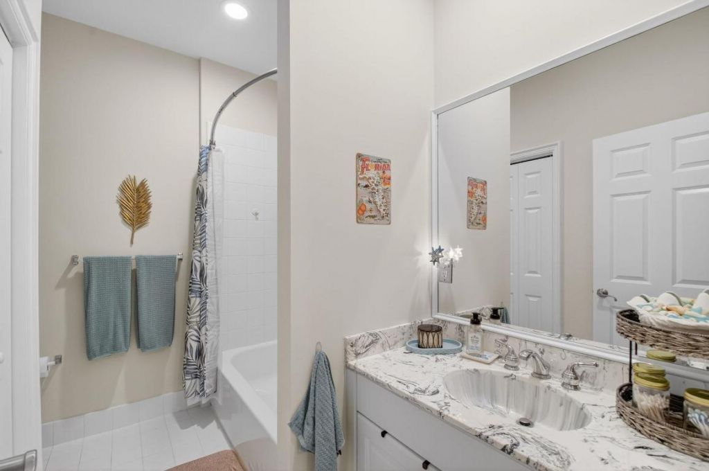 320 Via Villagio, Hypoluxo, FL 33462 Photo