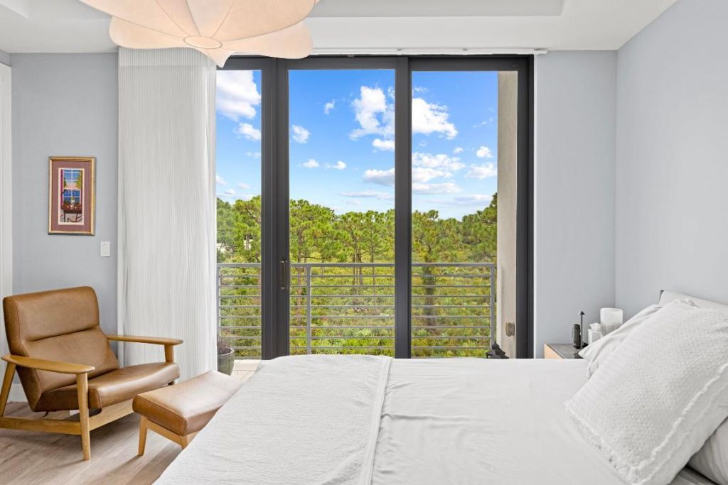 1811 NW 42nd Drive, Boca Raton, FL 33431 Photo