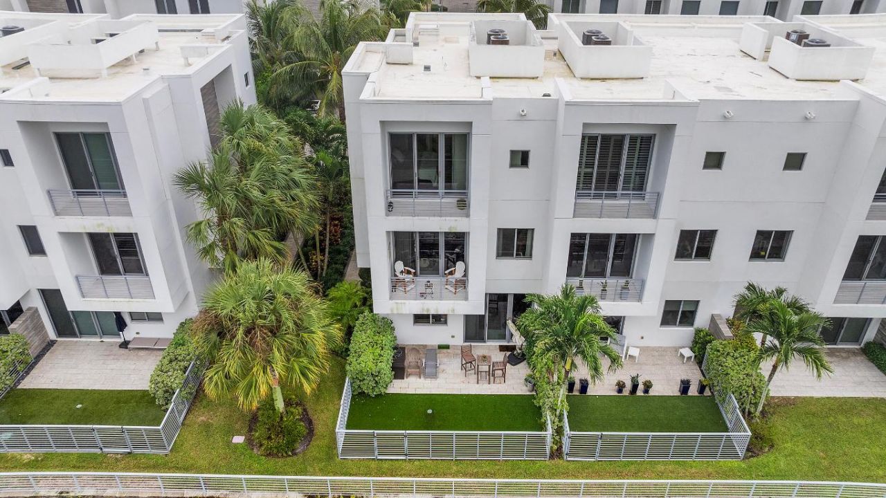 1811 NW 42nd Drive, Boca Raton, FL 33431 Photo