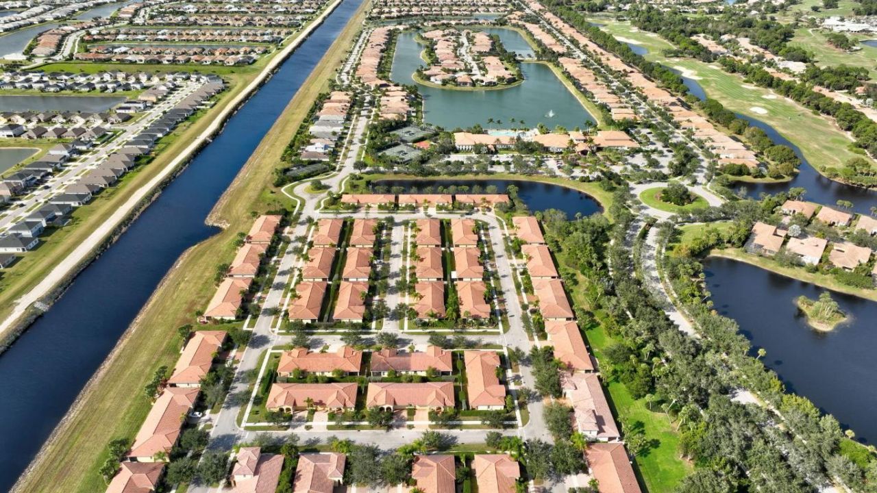 10160 SW Azzo Lane, Port Saint Lucie, FL 34986 Photo