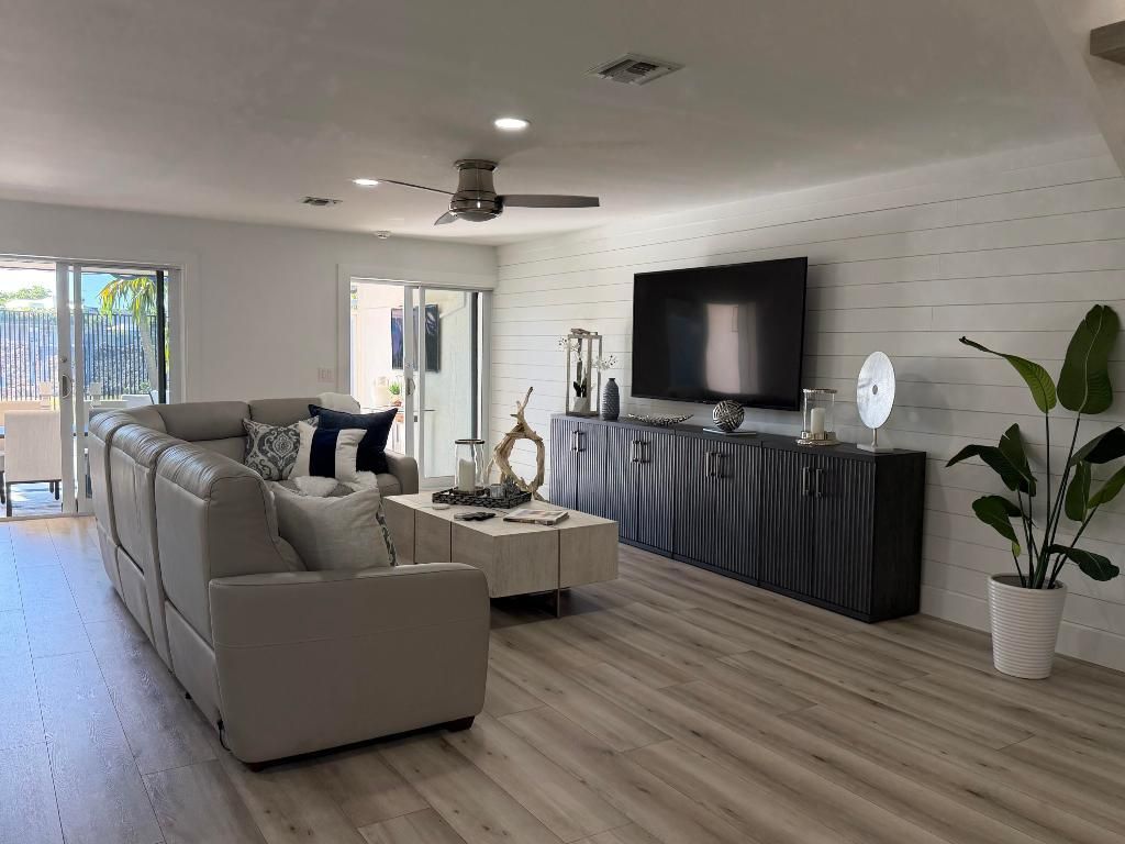 126 Harbor Circle, Delray Beach, FL 33483 Photo