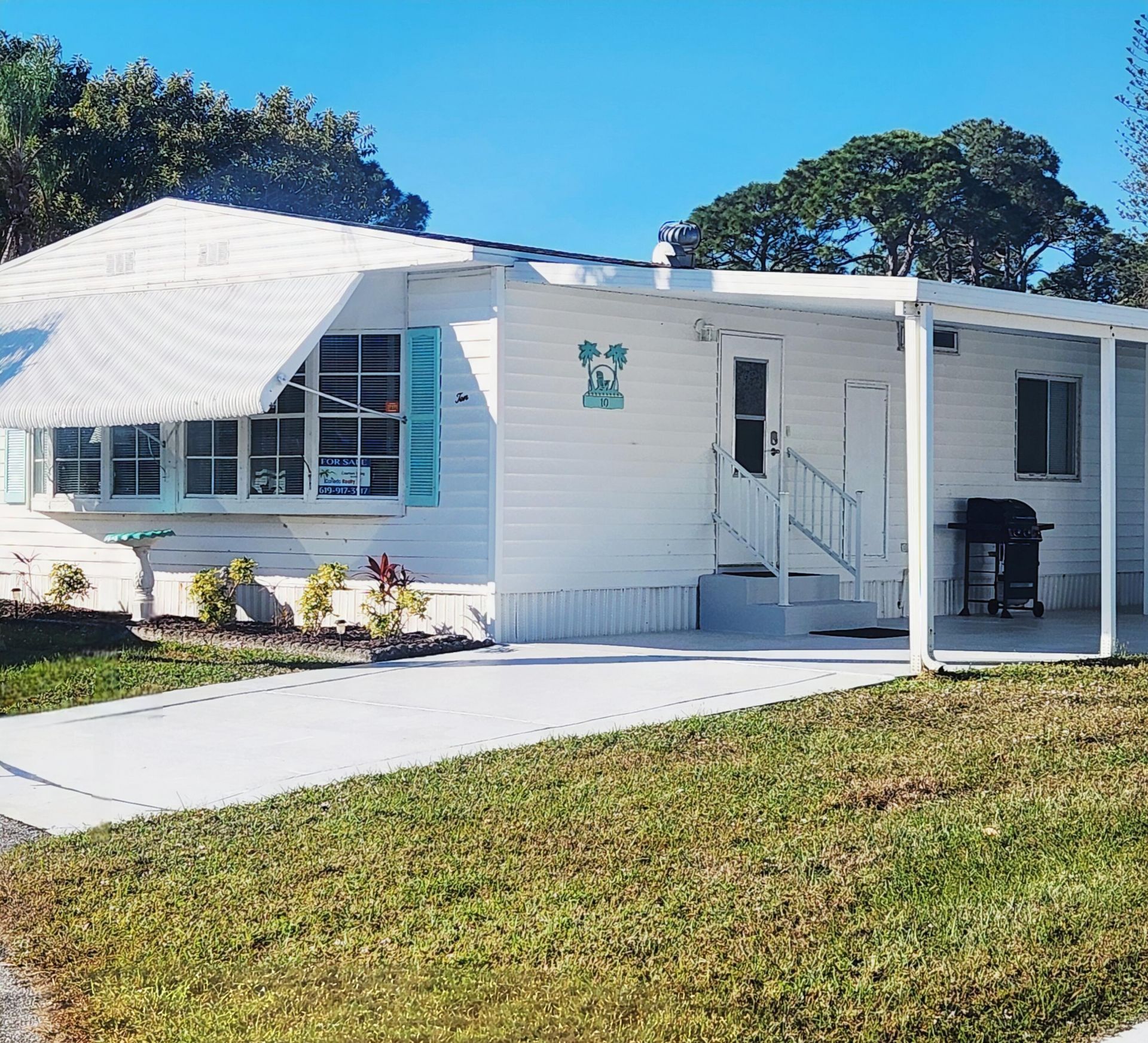 10 SE La Mesa, Port Saint Lucie, FL 34952 Photo