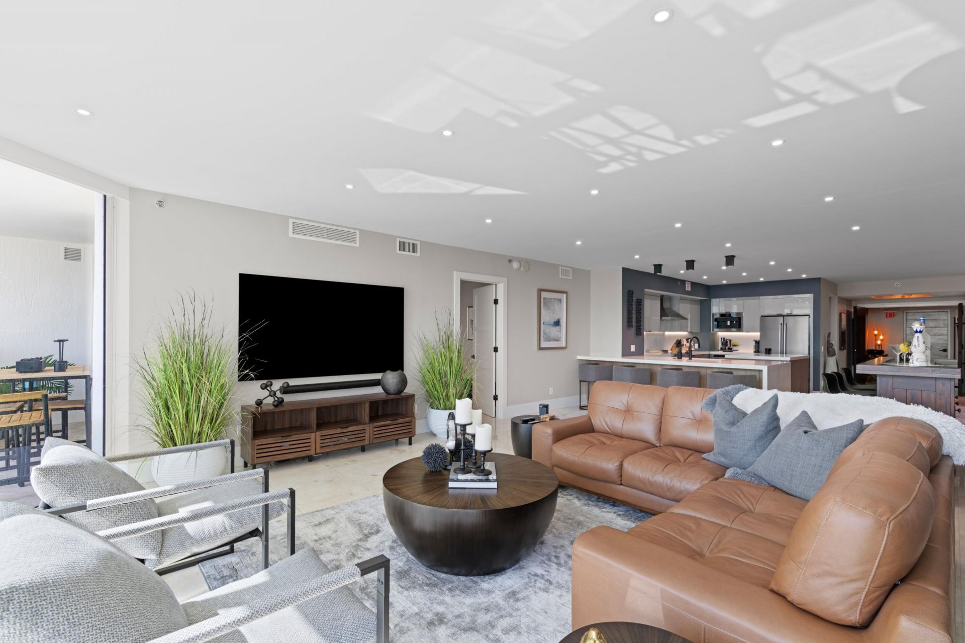 101 S Fort Lauderdale Beach Boulevard, Unit 702, Fort Lauderdale, FL 33316 Photo