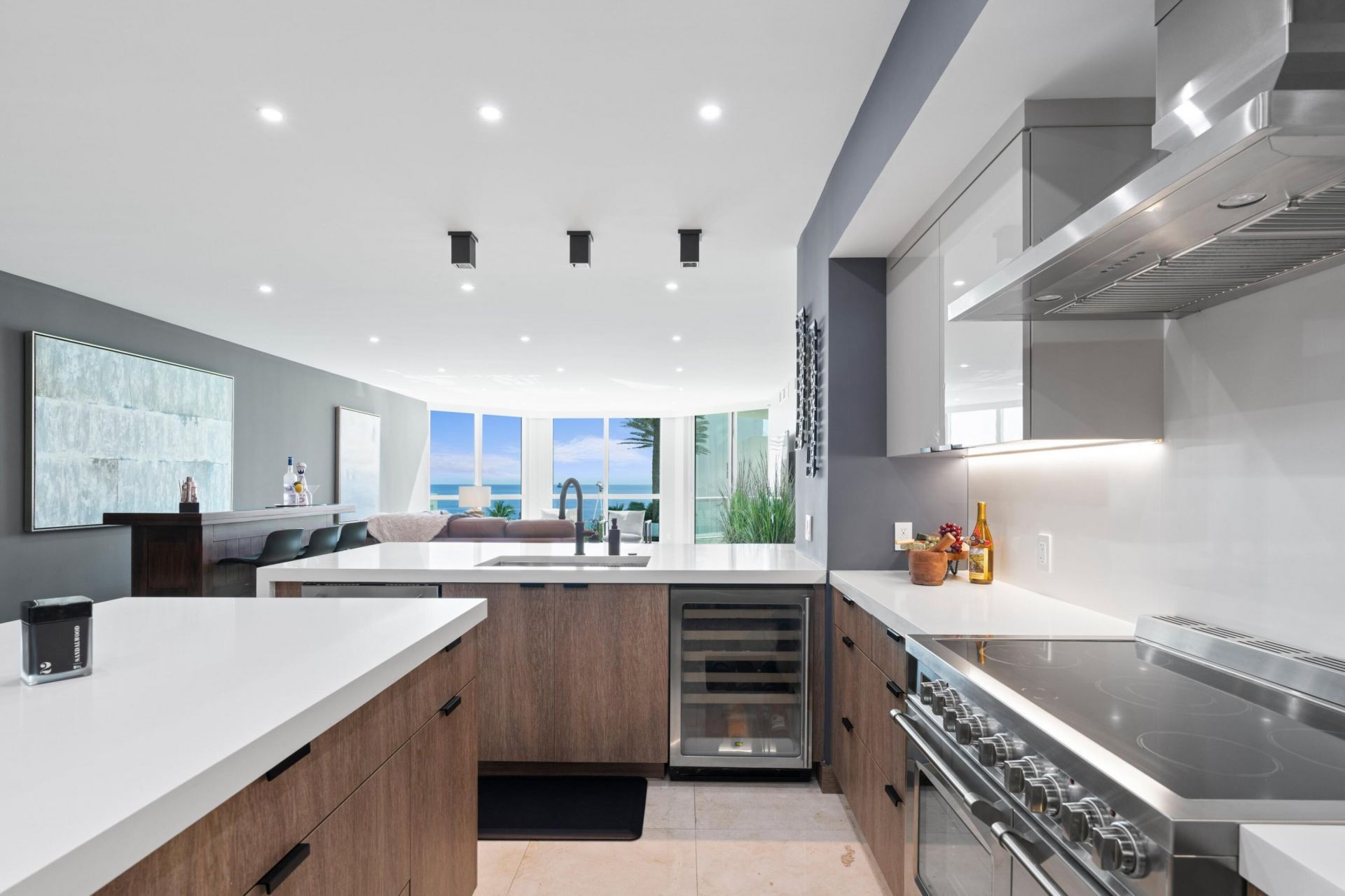 101 S Fort Lauderdale Beach Boulevard, Unit 702, Fort Lauderdale, FL 33316 Photo