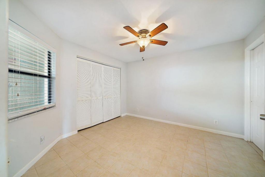 243 Bay Colony Drive N, Juno Beach, FL 33408 Photo