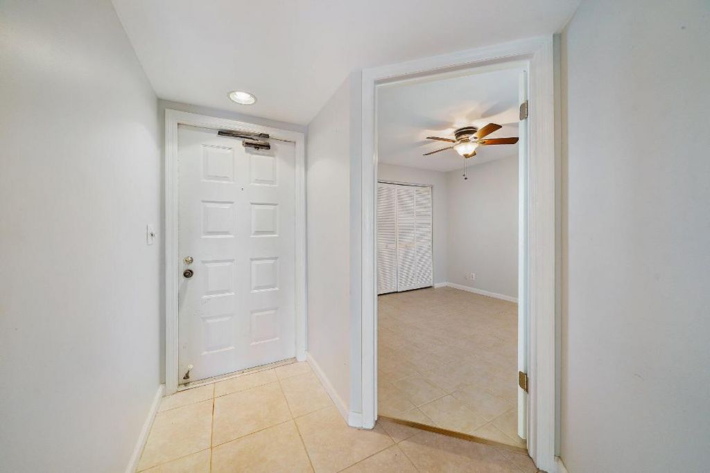 243 Bay Colony Drive N, Juno Beach, FL 33408 Photo