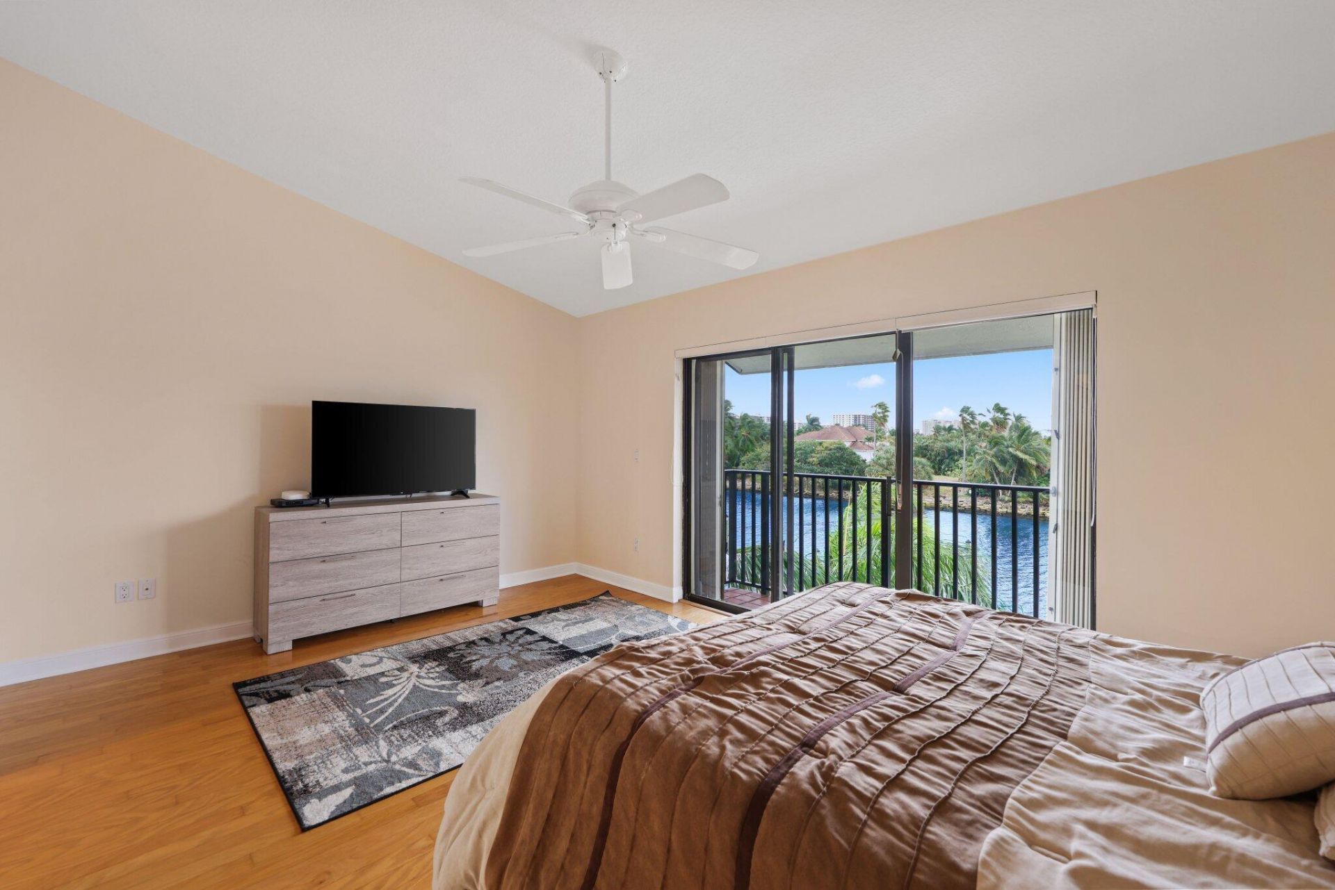 240 Captains Walk, Unit 5140, Delray Beach, FL 33483 Photo