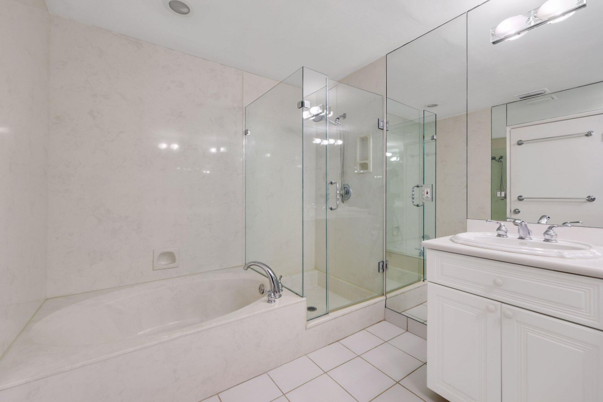 240 Captains Walk, Unit 5140, Delray Beach, FL 33483 Photo