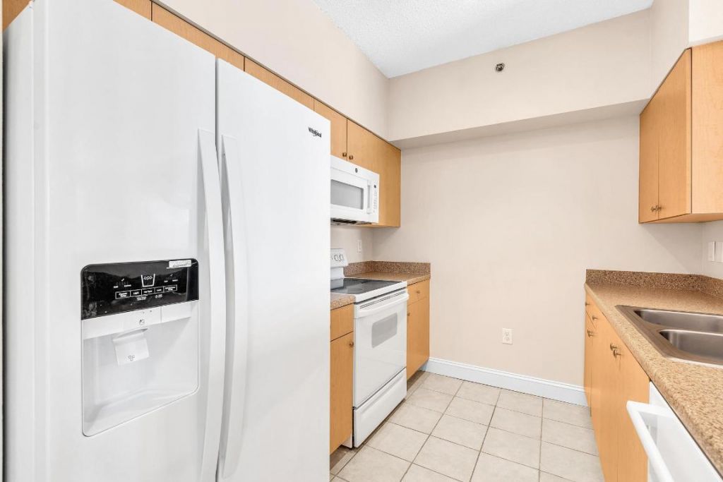 616 Clearwater Park Road, Unit 508, West Palm Beach, FL 33401 Photo