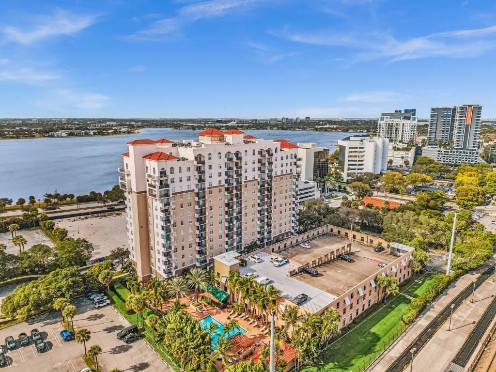 616 Clearwater Park Road, Unit 508, West Palm Beach, FL 33401 Photo