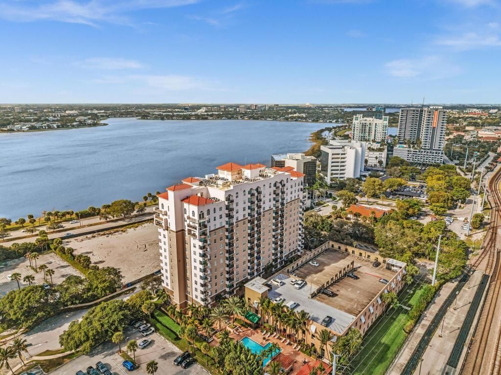 616 Clearwater Park Road, Unit 508, West Palm Beach, FL 33401 Photo