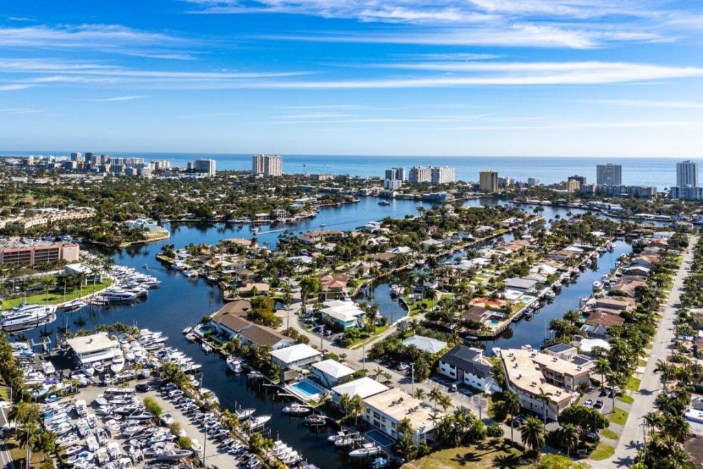 2201 SE 9th Street, Unit 107, Pompano Beach, FL 33062 Photo