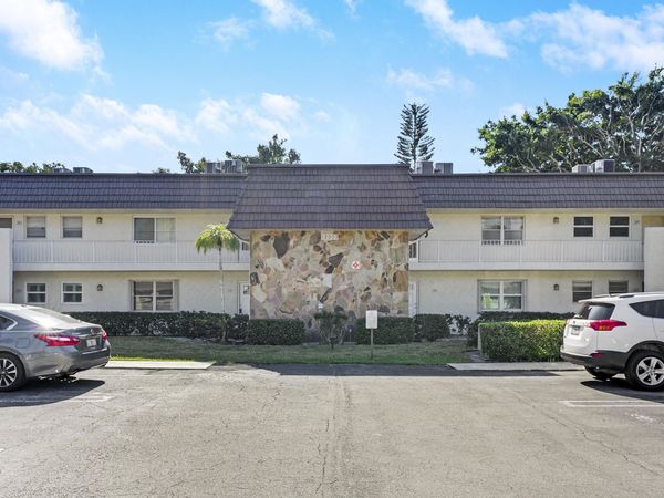 12003 Poinciana Boulevard, Unit 105, Royal Palm Beach, FL 33411