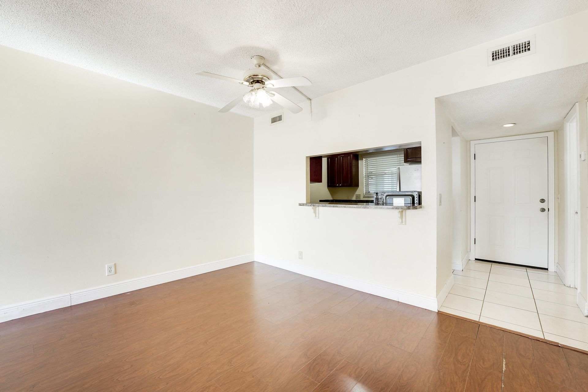 12003 Poinciana Boulevard, Unit 105, Royal Palm Beach, FL 33411 Photo