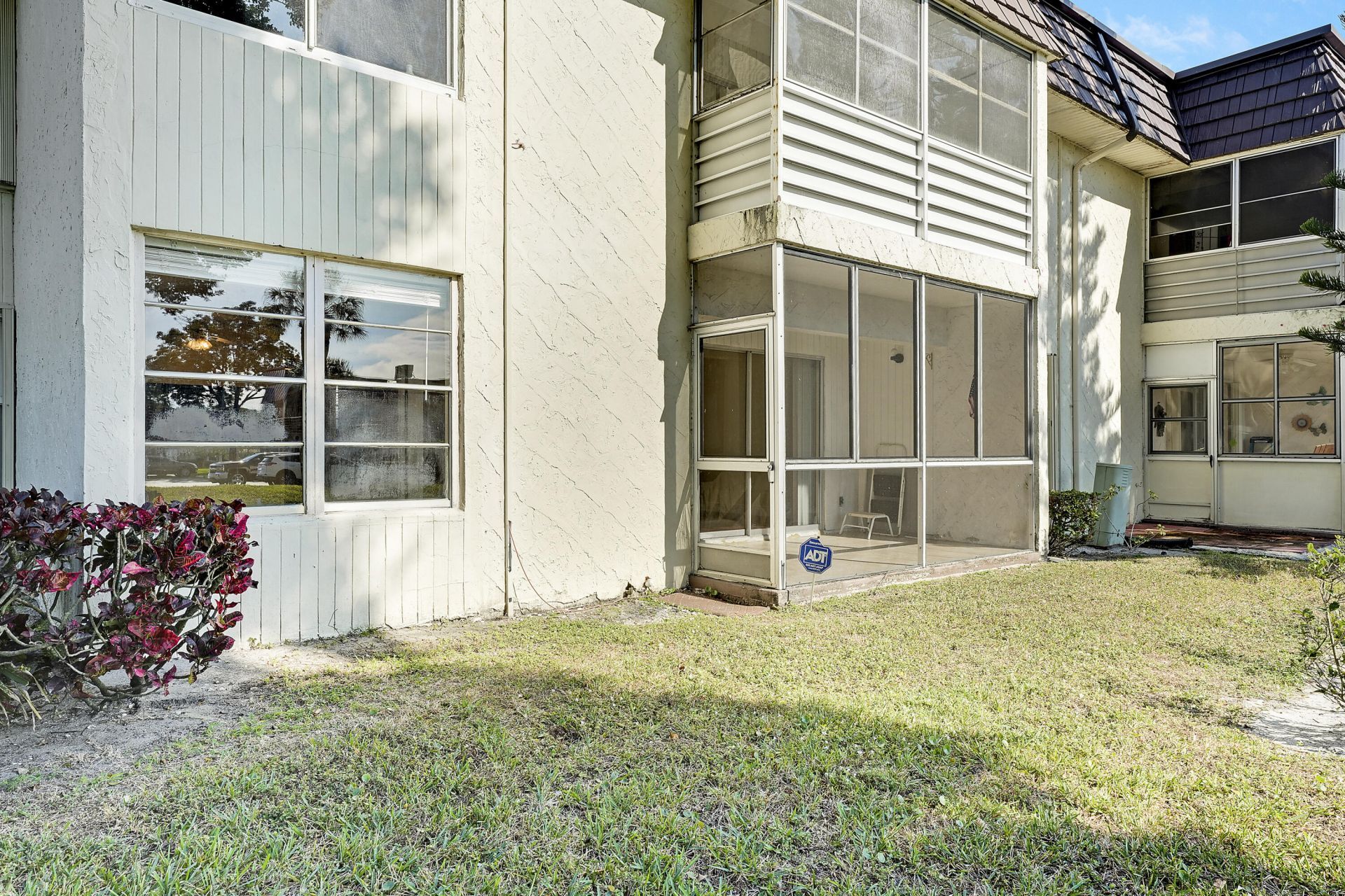 12003 Poinciana Boulevard, Unit 105, Royal Palm Beach, FL 33411 Photo