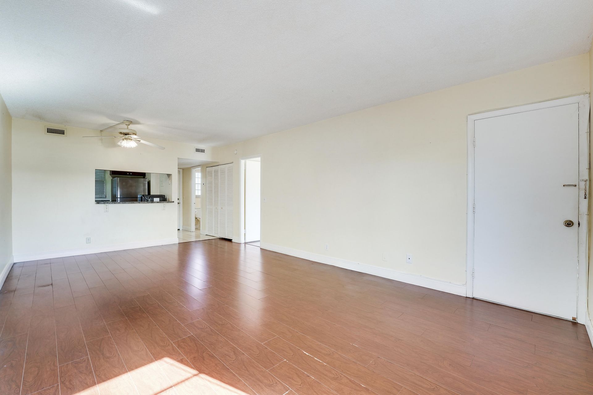 12003 Poinciana Boulevard, Unit 105, Royal Palm Beach, FL 33411 Photo