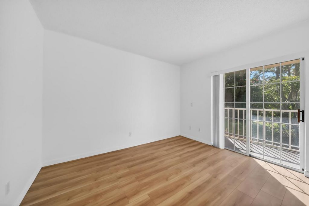 1679 SE Green Acres Circle, Unit Mm 102, Port Saint Lucie, FL 34952 Photo