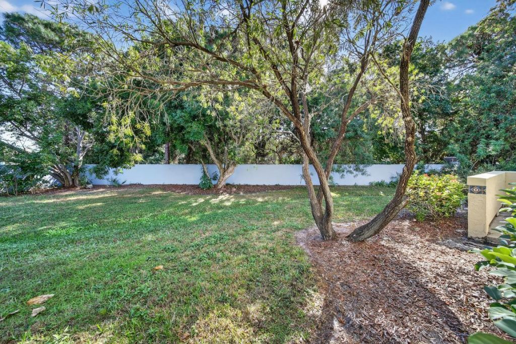 1679 SE Green Acres Circle, Unit Mm 102, Port Saint Lucie, FL 34952 Photo