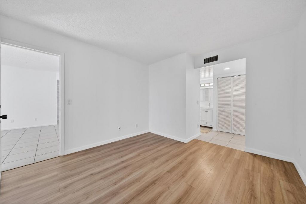 1679 SE Green Acres Circle, Unit Mm 102, Port Saint Lucie, FL 34952 Photo