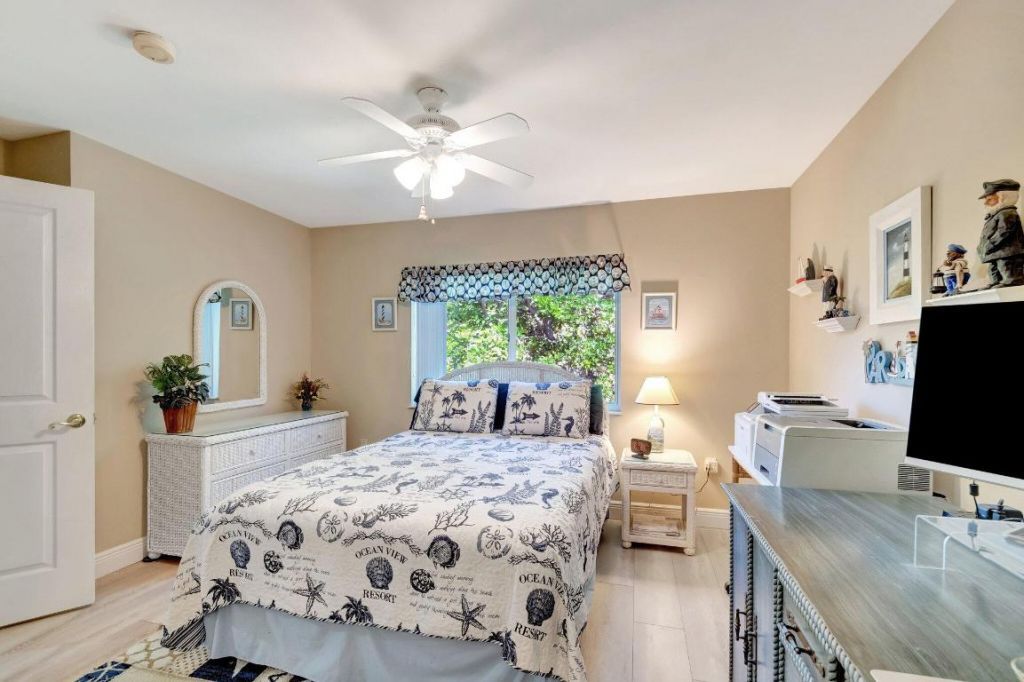 500 Scotia Drive, Unit 305, Hypoluxo, FL 33462 Photo