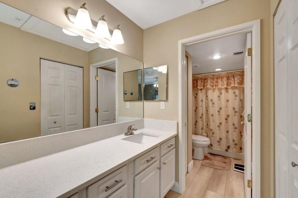 500 Scotia Drive, Unit 305, Hypoluxo, FL 33462 Photo