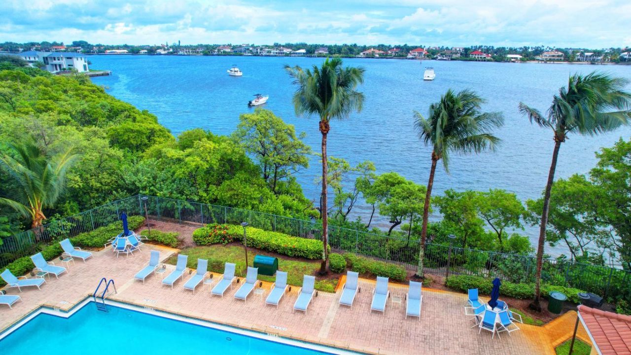 500 Scotia Drive, Unit 305, Hypoluxo, FL 33462 Photo