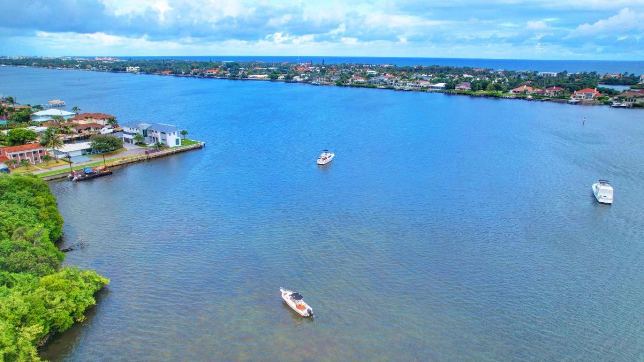 500 Scotia Drive, Unit 305, Hypoluxo, FL 33462 Photo