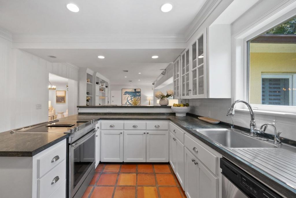 274 Monterey Road, Palm Beach, FL 33480 Photo