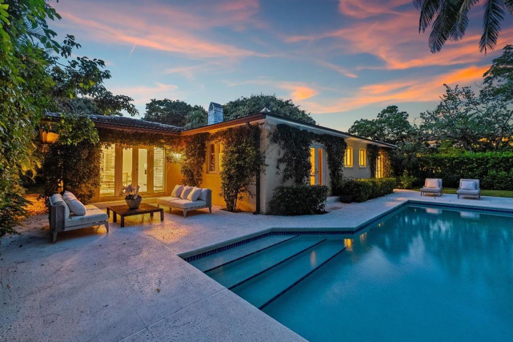 274 Monterey Road, Palm Beach, FL 33480 Photo