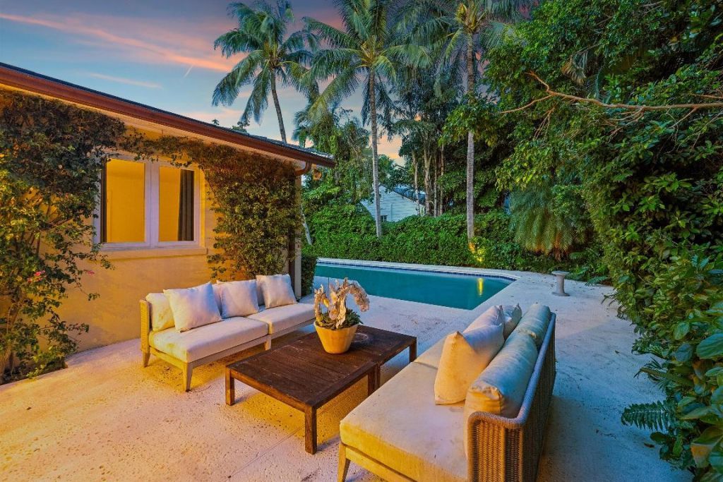 274 Monterey Road, Palm Beach, FL 33480 Photo