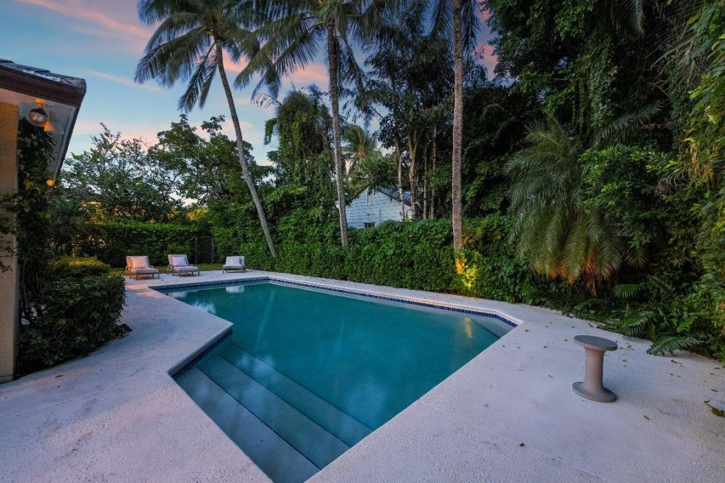 274 Monterey Road, Palm Beach, FL 33480 Photo