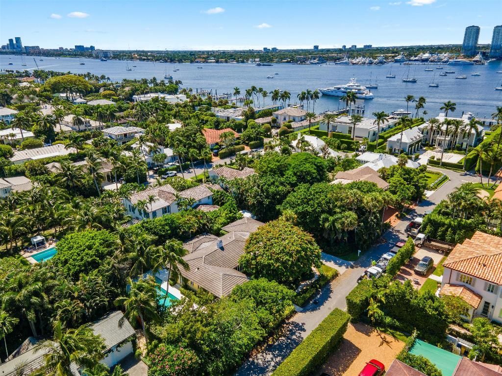 274 Monterey Road, Palm Beach, FL 33480 Photo