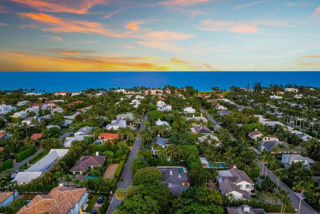 274 Monterey Road, Palm Beach, FL 33480 Photo