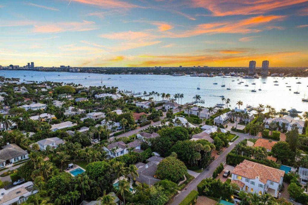 274 Monterey Road, Palm Beach, FL 33480 Photo