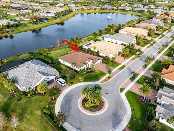 11533 Jeannine Street, Palm Beach Gardens, FL 33412