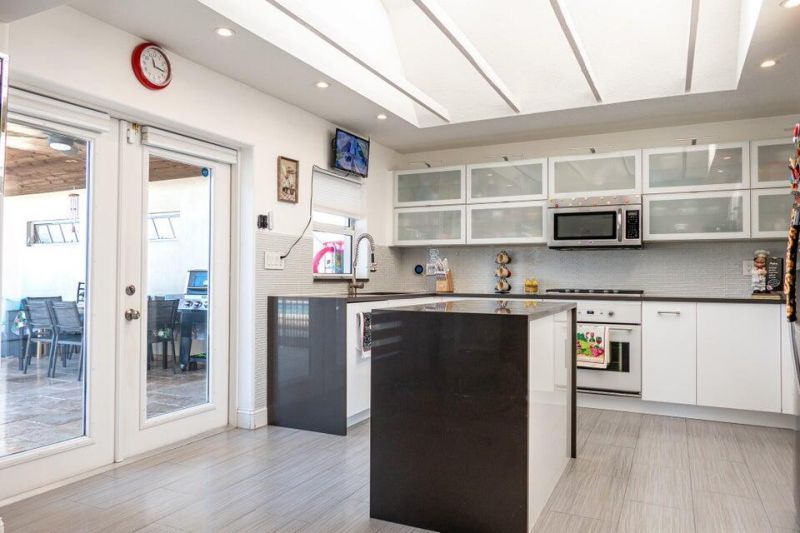 725 SW Hibiscus Street, Port Saint Lucie, FL 34983 Photo