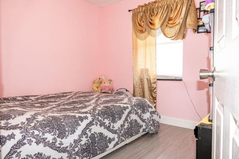 725 SW Hibiscus Street, Port Saint Lucie, FL 34983 Photo