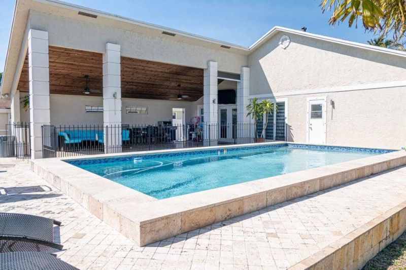 725 SW Hibiscus Street, Port Saint Lucie, FL 34983 Photo