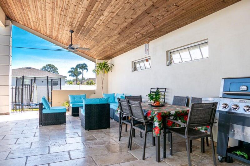 725 SW Hibiscus Street, Port Saint Lucie, FL 34983 Photo